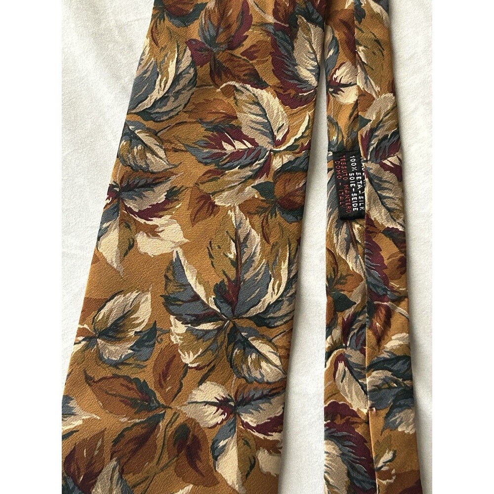 Ungaro Paris Tie Men's Floral Multicolor 100% Silk Necktie Handmade In Italy